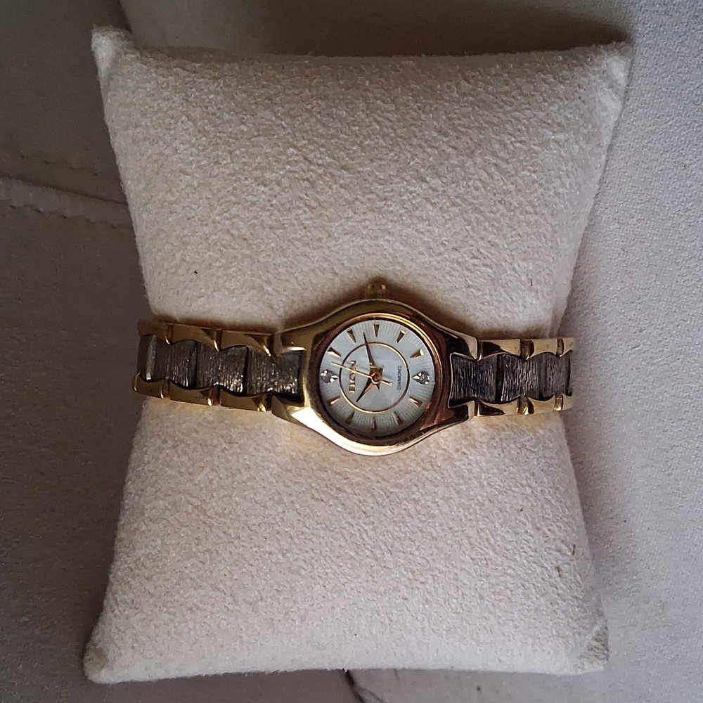 Elgin Diamond Quartz Watch